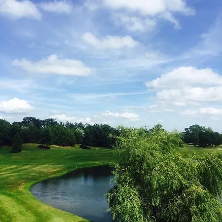 Belfry Citywest 아파트
